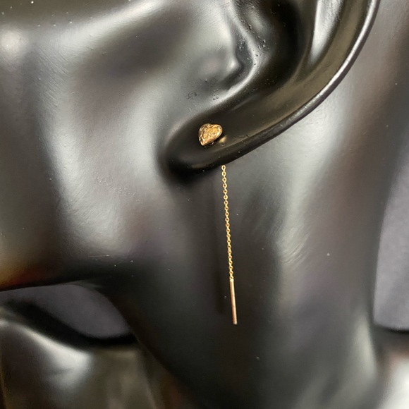 18K Gold Earrings. - Picture 3 of 3